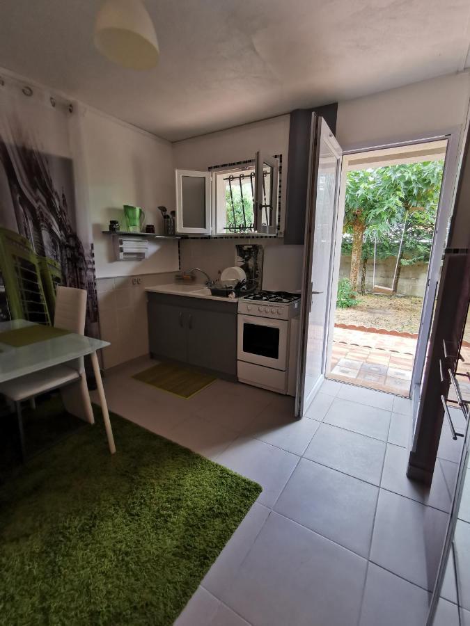 Petite Maisonnette De Plein Pied Le Taillan-Medoc Exterior photo